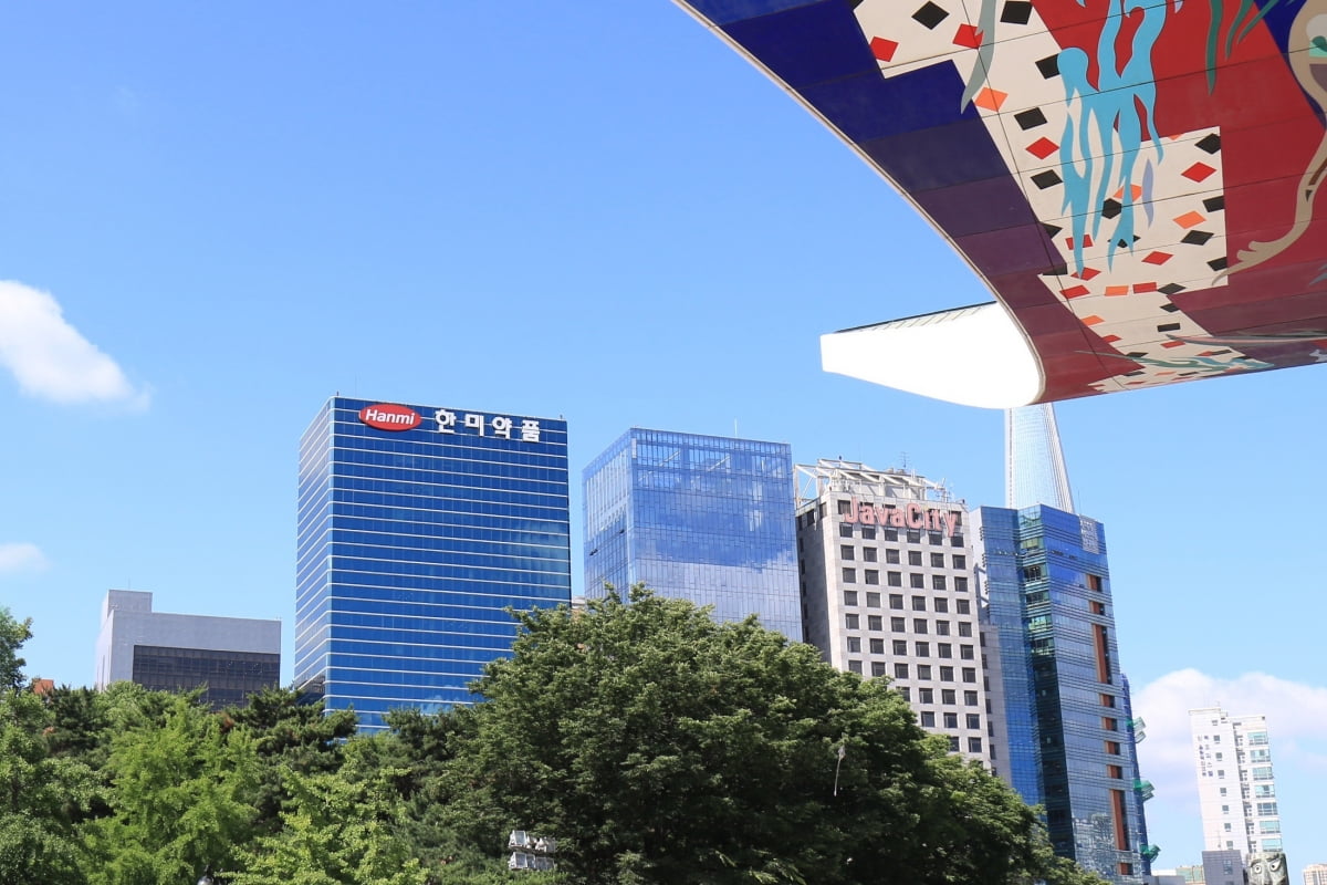 ์์ธ ๋ฐฉ์ด๋ ํ๋ฏธ์ฝํ ๋ณธ์ฌ ์ ๊ฒฝ./ ํ๋ฏธ์ฝํ ์ ๊ณต