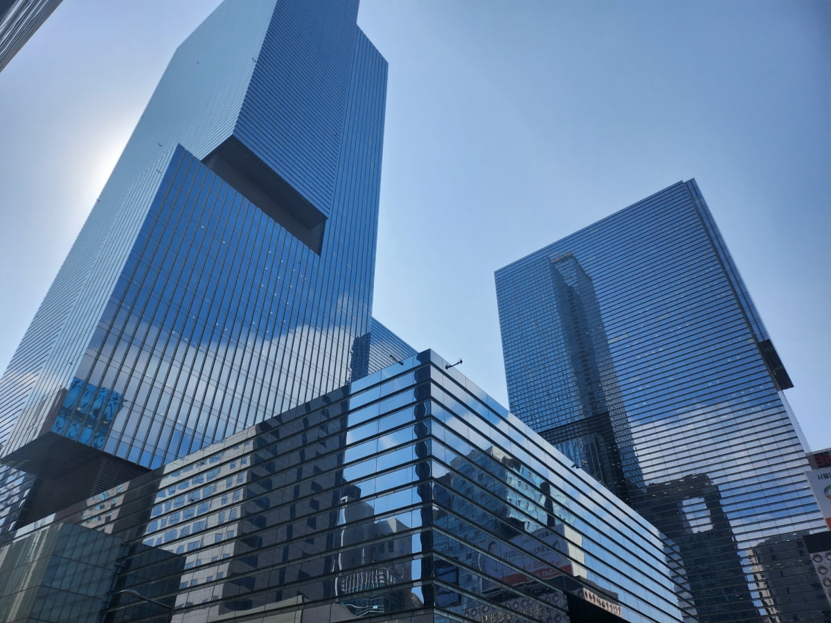 ์ผ์ฑ์ด์ฉ, ์์ธ๋๋ฐ์ ์ฌ๋จ ์ํ์ด์ฉ ์ฐํ ์ต์ข
์ ์ 