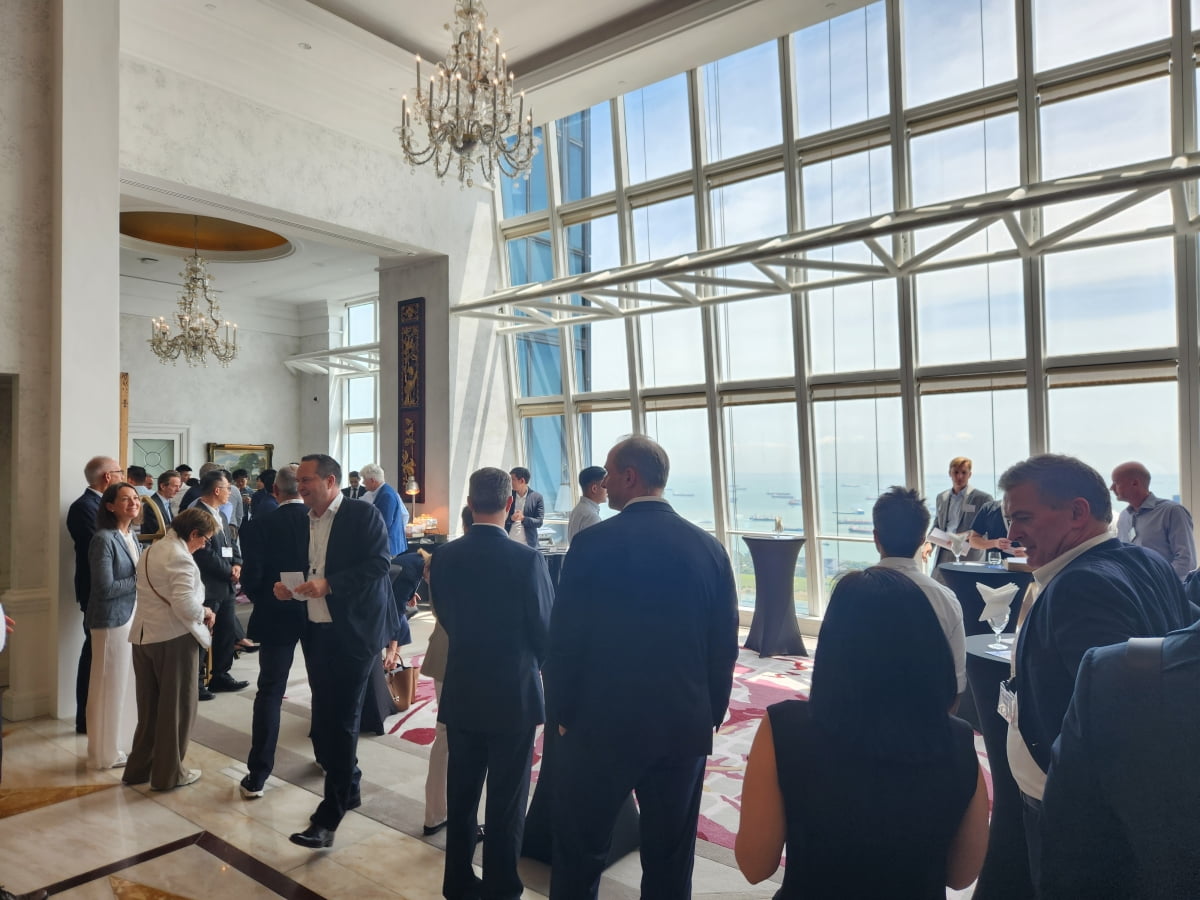 英 다이슨 가문까지 'K증시' 주목… 싱가포르 날아간 韓 운용사